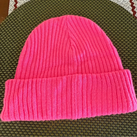 Victoria’s Secret Pink Knit Logo Flawless Pink Beanie Winter Outdoor Snow - Picture 3 of 6